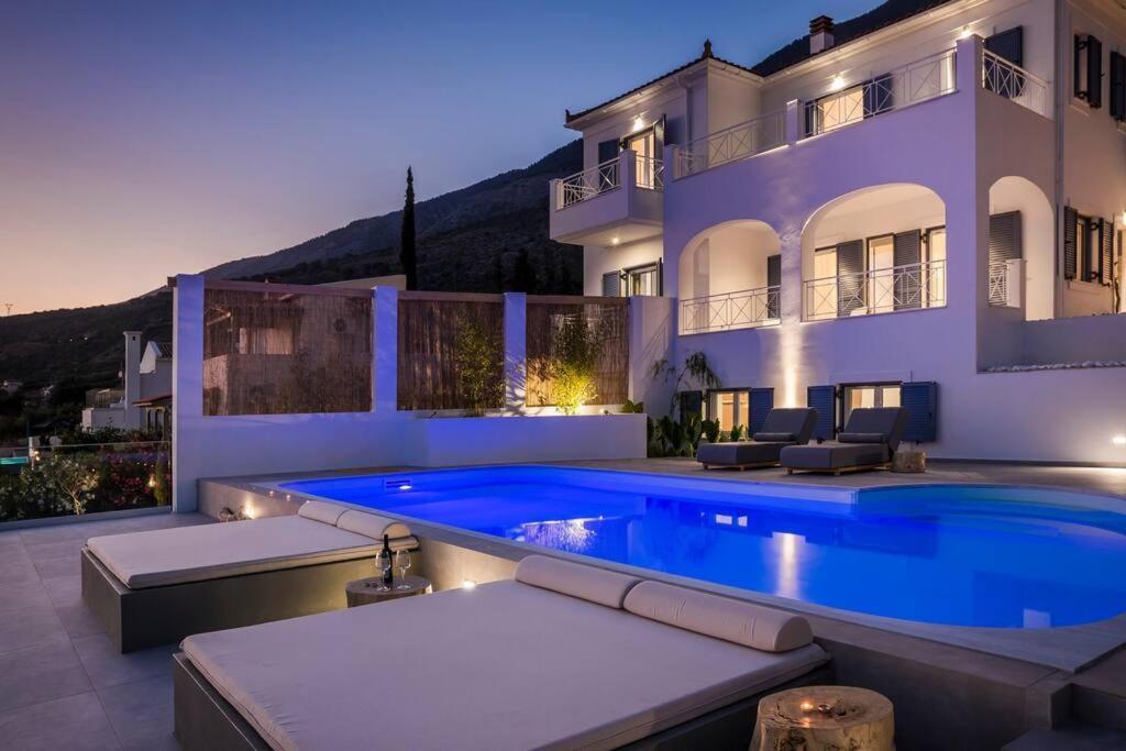 Lourdas White Villa 劳德哈塔 外观 照片
